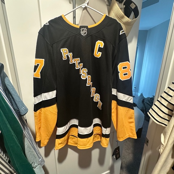 Authentic Crosby Jersey - Picture 1 of 4